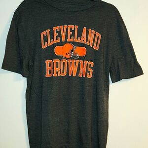 NFL Team Apparel Cleveland Browns  T-Shirt Medium